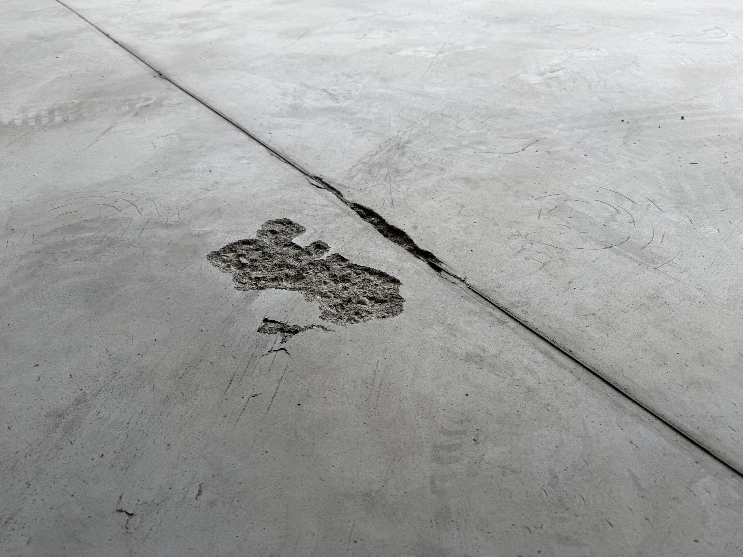 Rehabilitación y reparación de pisos de concreto