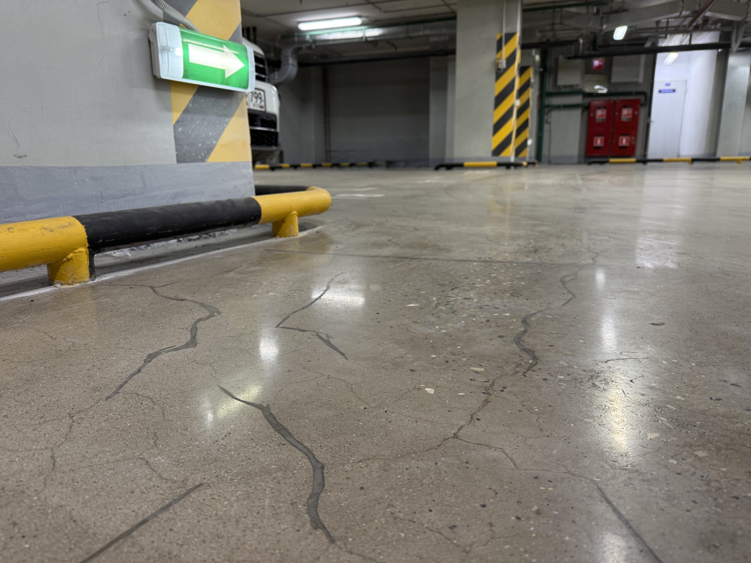 Complejo de trabajos de reparación local de superficies