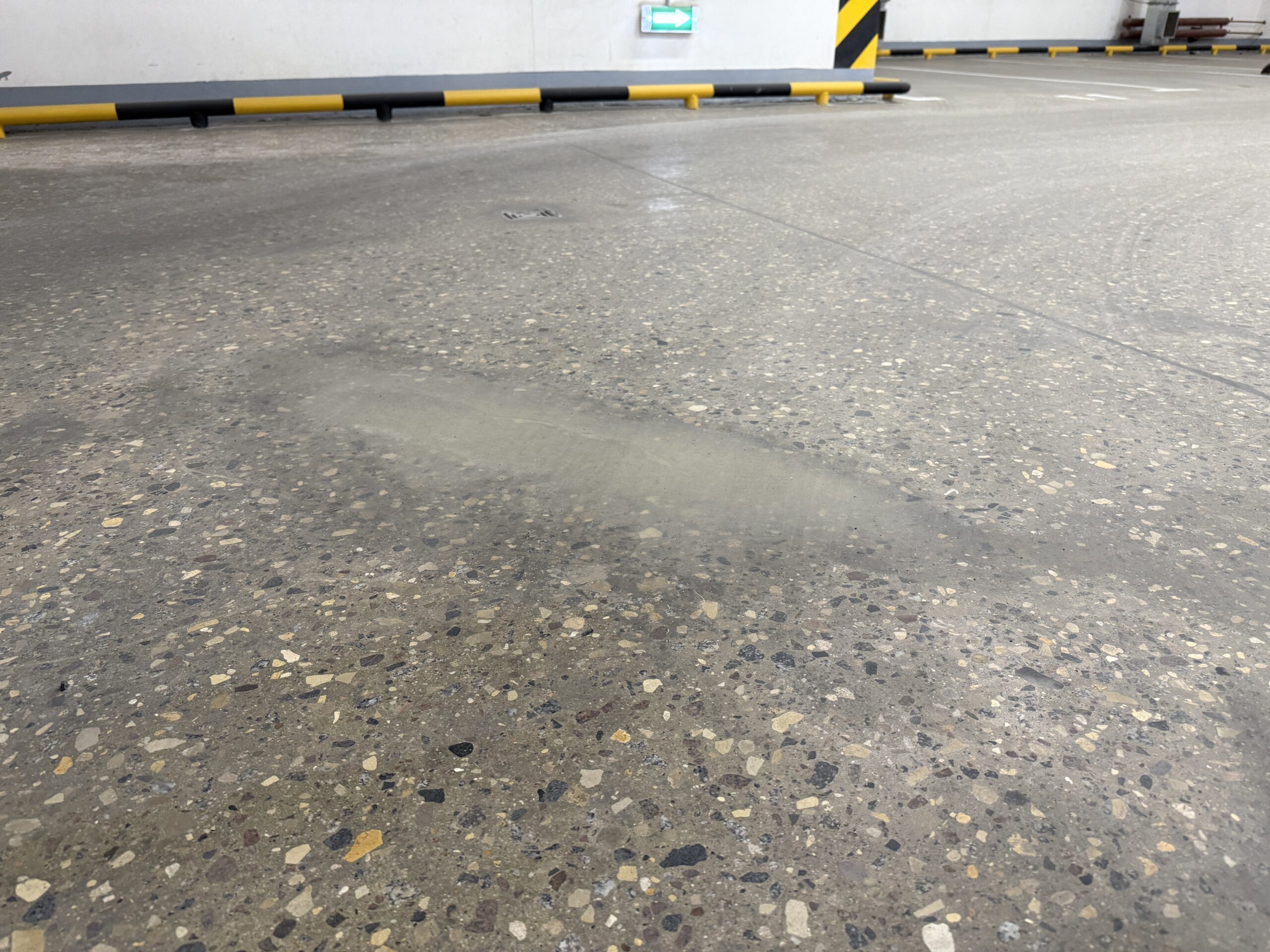 Complejo de trabajos de reparación local de superficies