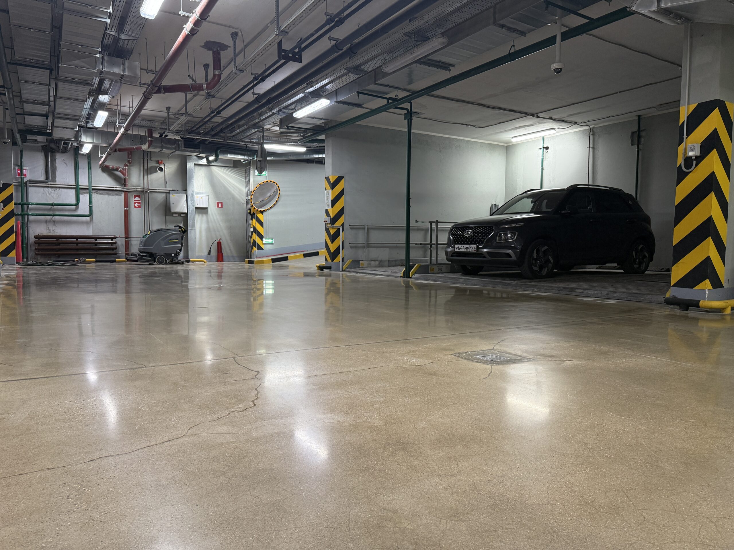 Pisos industriales para estacionamientos y estacionamientos subterráneos